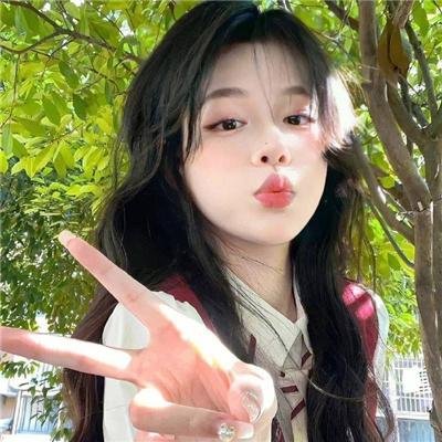 挨及皇后秘史